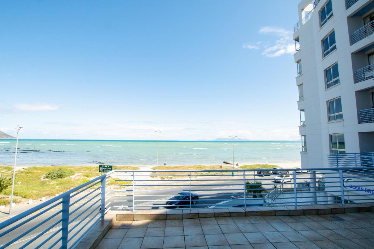 סטראנד Ocean Breeze Hotel מראה חיצוני תמונה
