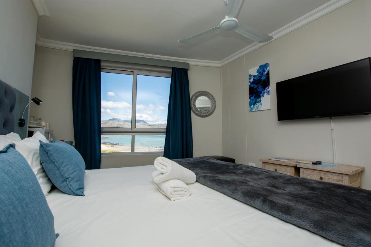 סטראנד Ocean Breeze Hotel מראה חיצוני תמונה