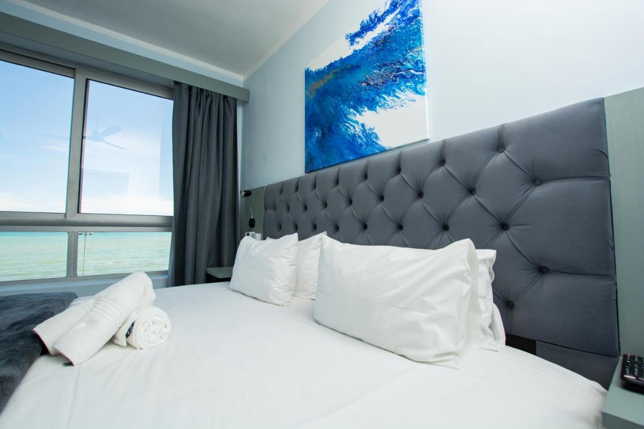 סטראנד Ocean Breeze Hotel מראה חיצוני תמונה
