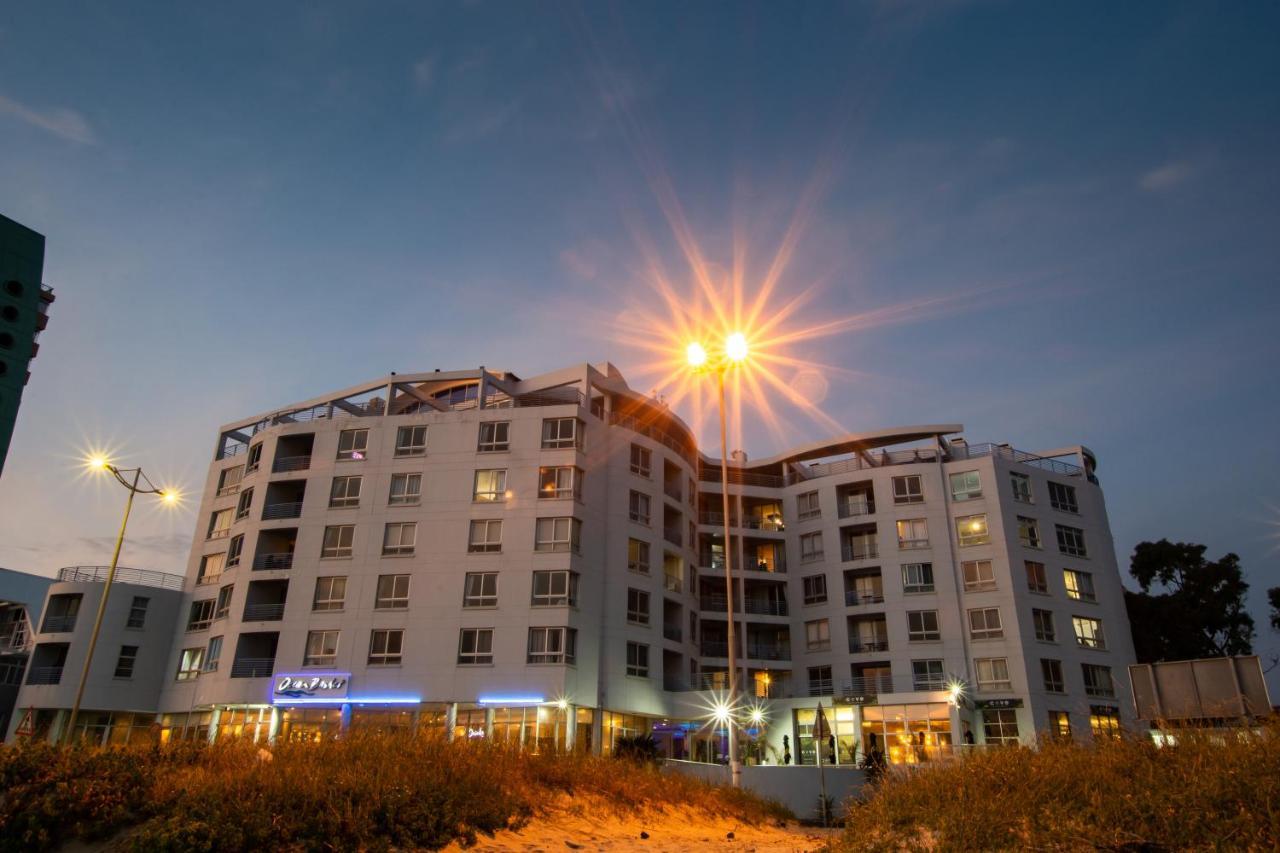 סטראנד Ocean Breeze Hotel מראה חיצוני תמונה