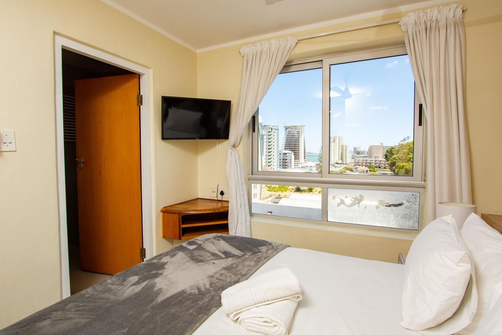 סטראנד Ocean Breeze Hotel מראה חיצוני תמונה