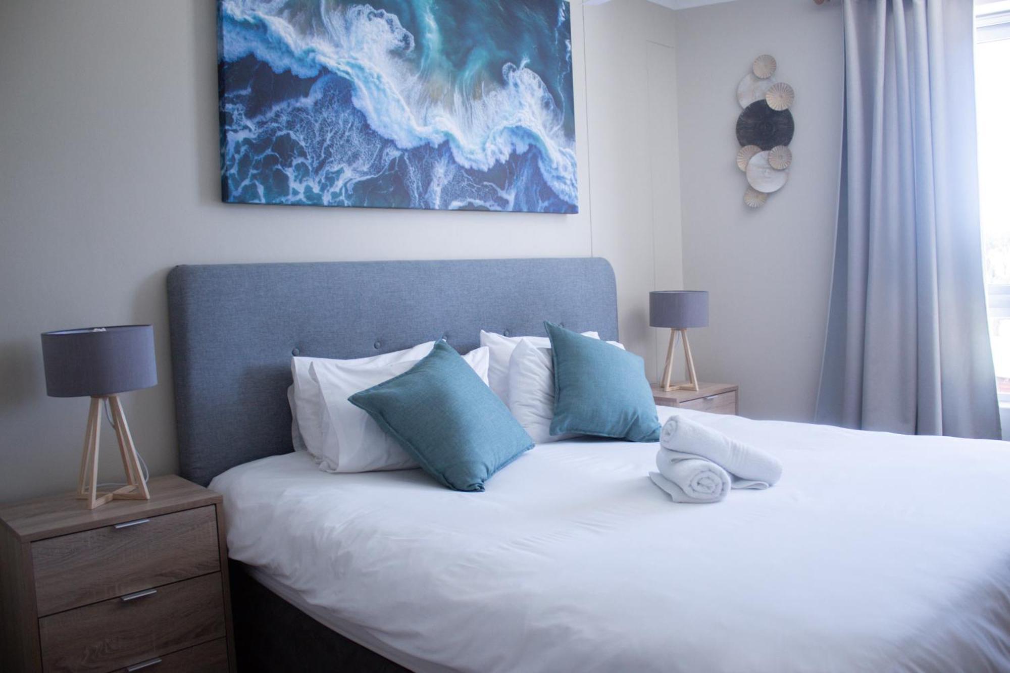 סטראנד Ocean Breeze Hotel מראה חיצוני תמונה