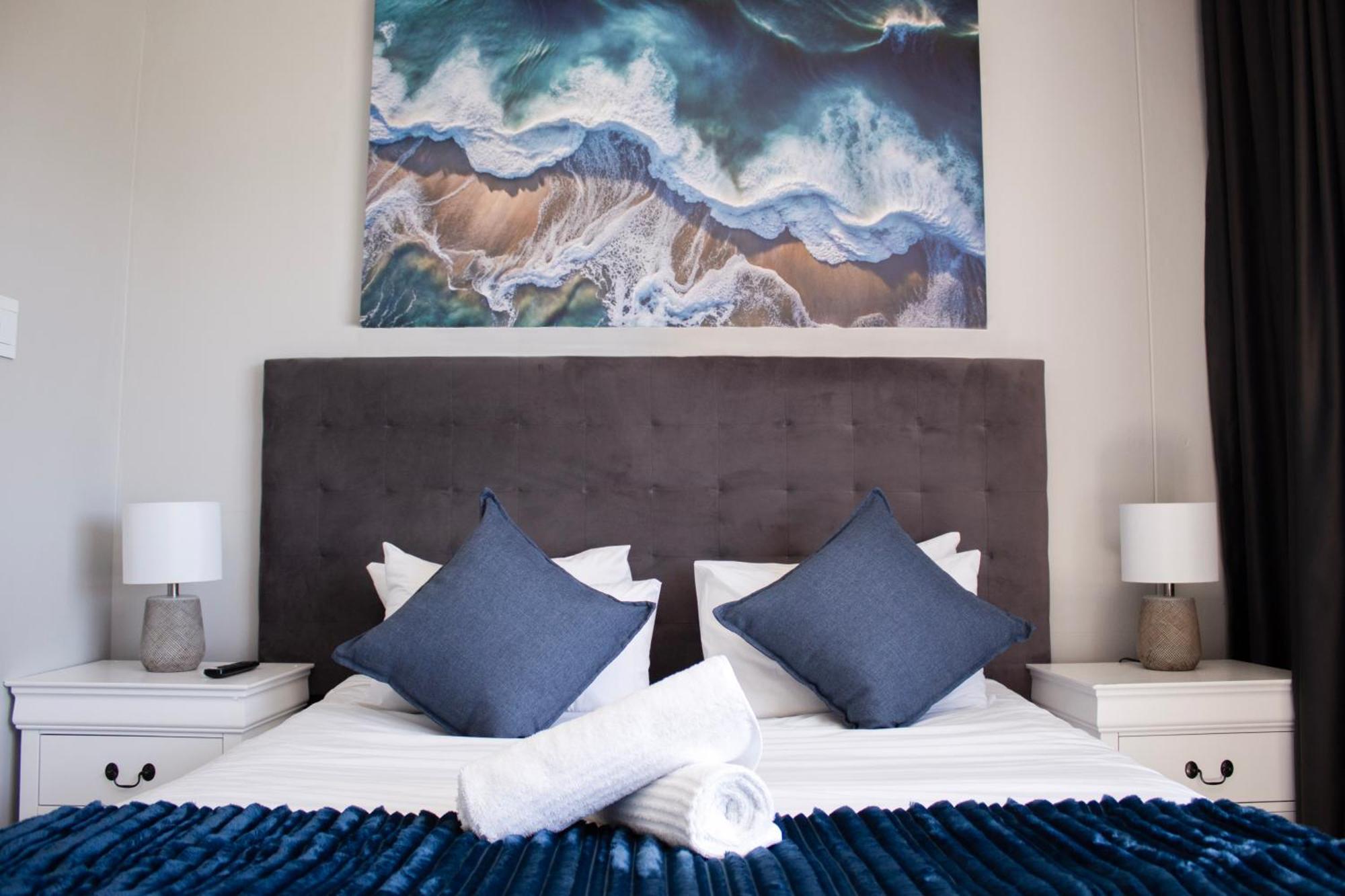 סטראנד Ocean Breeze Hotel מראה חיצוני תמונה
