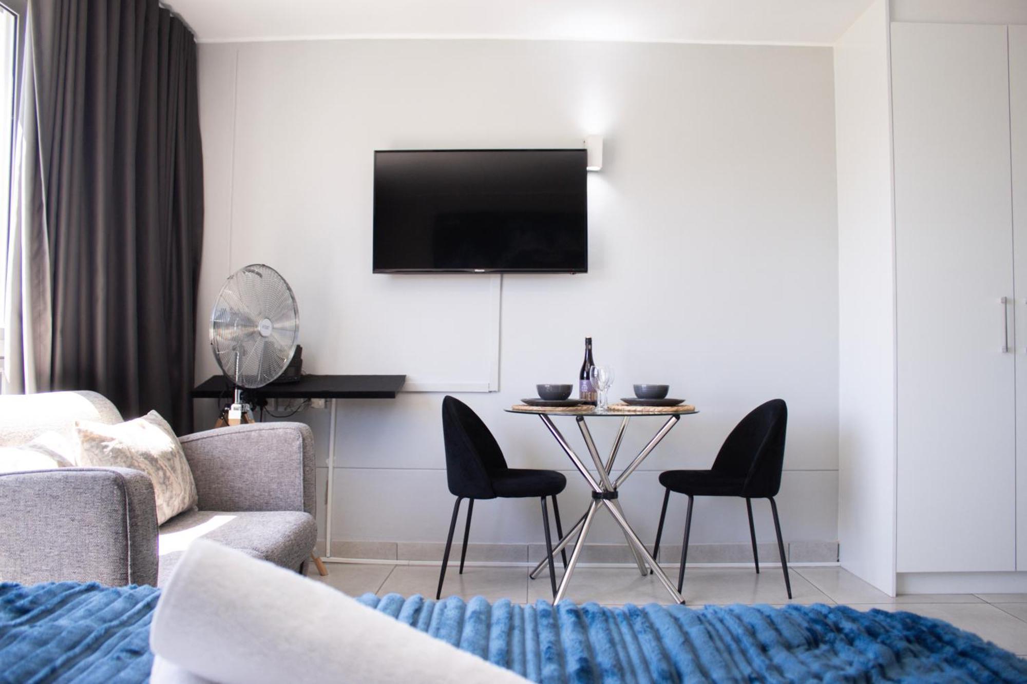 סטראנד Ocean Breeze Hotel מראה חיצוני תמונה