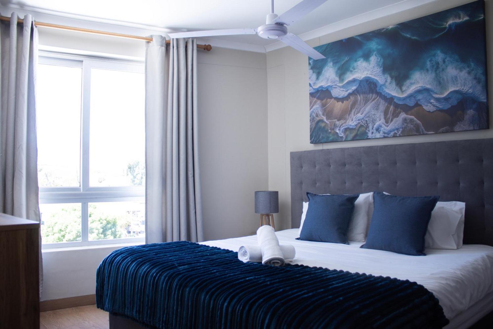 סטראנד Ocean Breeze Hotel מראה חיצוני תמונה