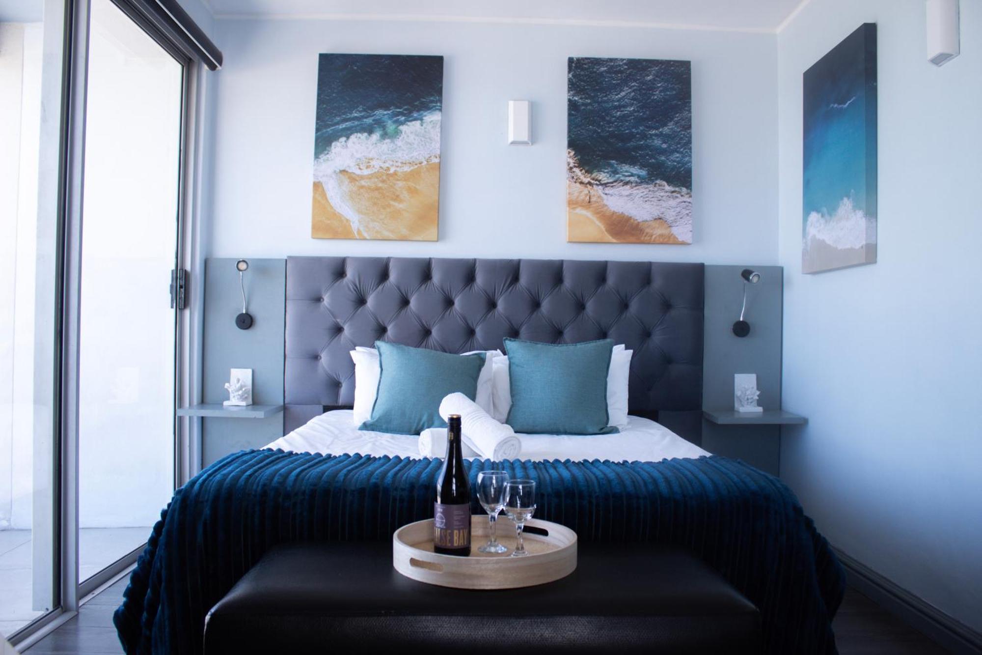 סטראנד Ocean Breeze Hotel מראה חיצוני תמונה